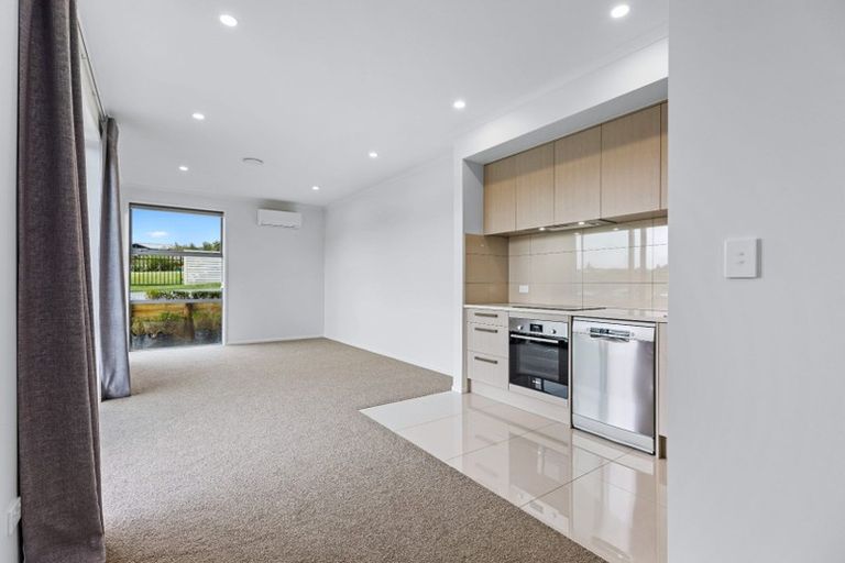 Photo of property in 30 Kiritiana Close, Pyes Pa, Tauranga, 3112