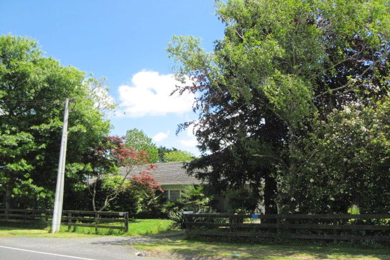 Photo of property in 360 Airfield Road, Ardmore, Papakura, 2582