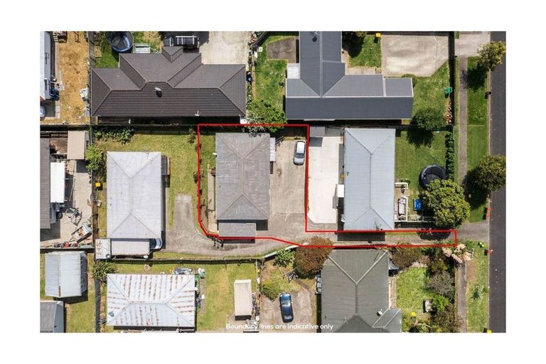 Photo of property in 2/14 John Street, Mangere East, Auckland, 2024