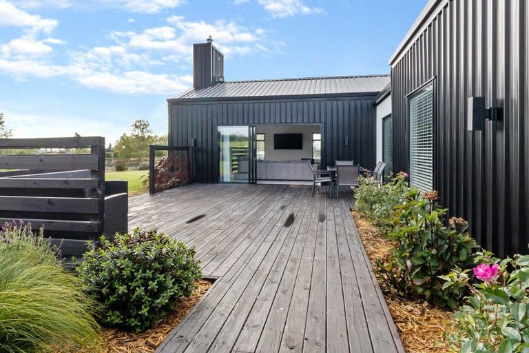 Photo of property in 599 Claremont Road, Claremont, Timaru, 7972