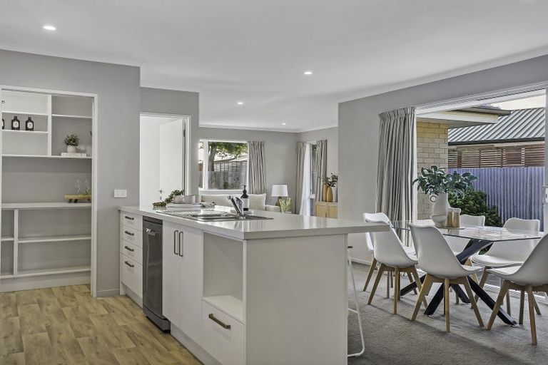 Photo of property in 52a Cavendish Road, Casebrook, Christchurch, 8051