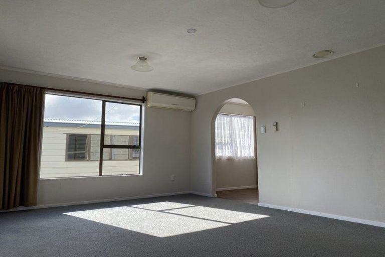 Photo of property in 9a Mossburn Grove, Kelson, Lower Hutt, 5010