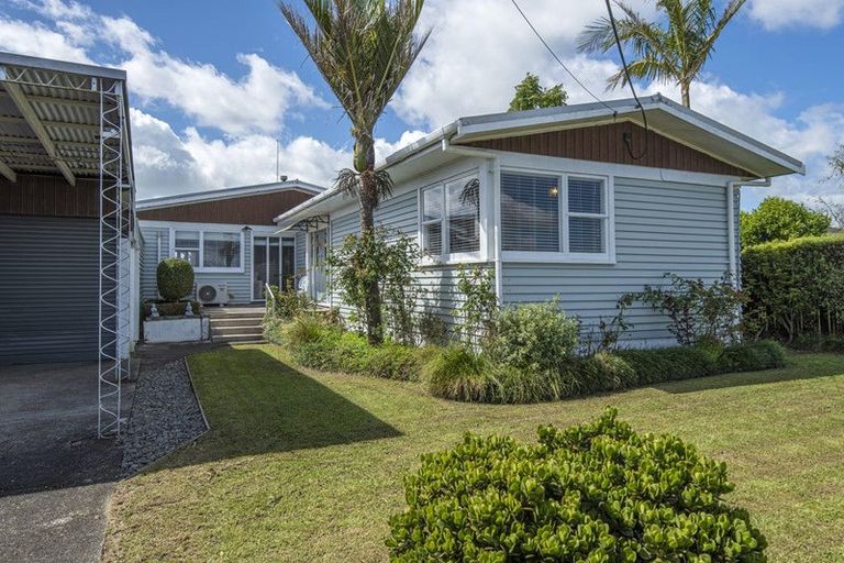 Photo of property in 65 Gorge Road, Maungaturoto, 0520