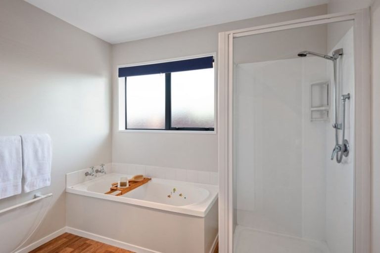 Photo of property in 97 Inwoods Road, Parklands, Christchurch, 8083