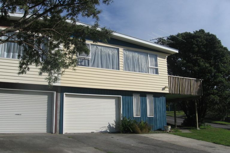 Photo of property in 2a Rose Street, Ranui, Porirua, 5024