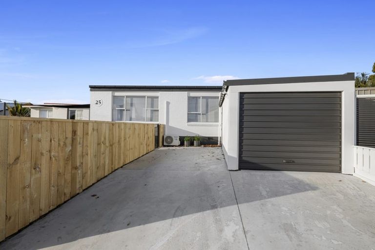 Photo of property in 25 Baring Terrace, Strandon, New Plymouth, 4312