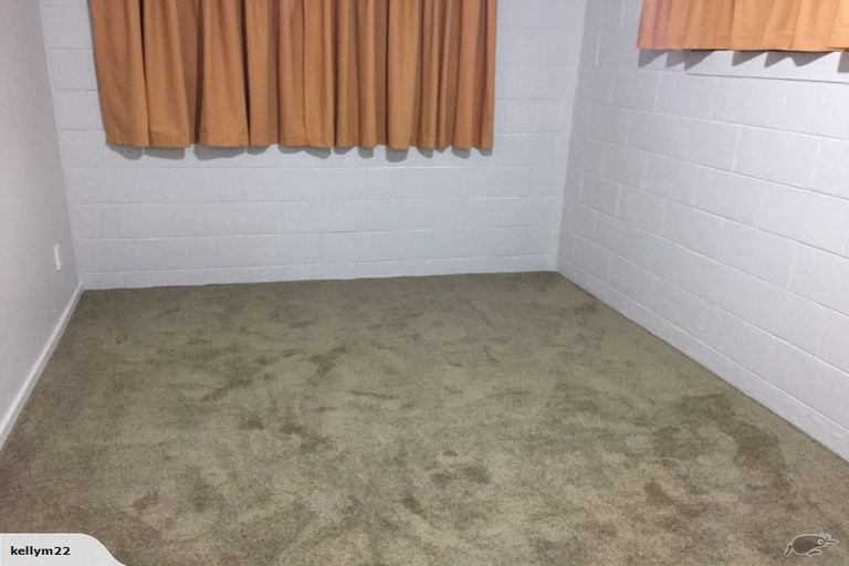 Photo of property in 49 Chatsworth Crescent, Pakuranga Heights, Auckland, 2010