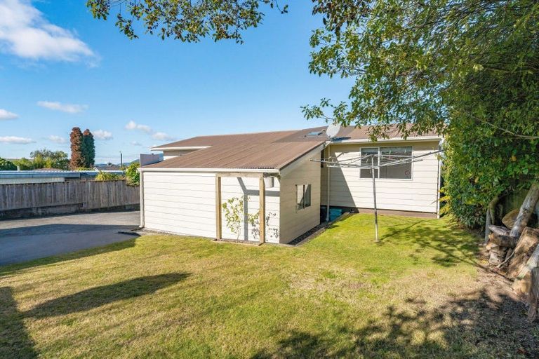 Photo of property in 4 Silich Street, Acacia Bay, Taupo, 3330