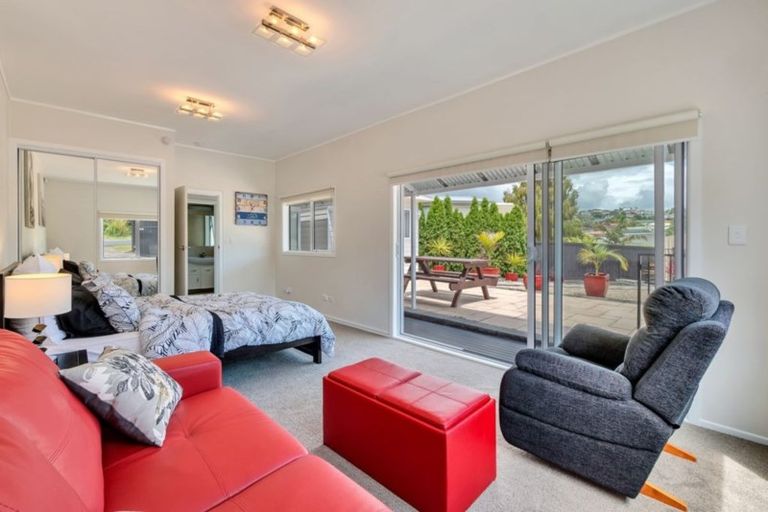 Photo of property in 267 Vipond Road, Stanmore Bay, Whangaparaoa, 0932