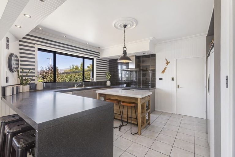 Photo of property in 244 Ripponvale Road, Cromwell, 9384