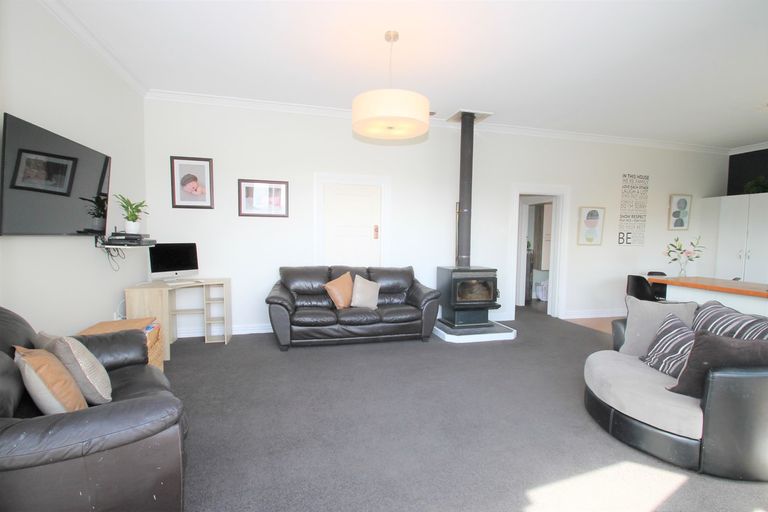 Photo of property in 128 Gladstone Road North, Mosgiel, 9024