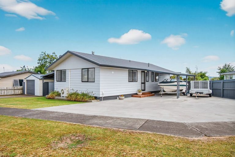 Photo of property in 60 Grace Crescent, Richmond Heights, Taupo, 3330
