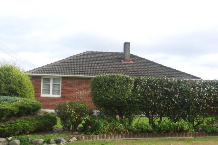 Photo of property in 6 Puketapu Grove, Waiwhetu, Lower Hutt, 5010