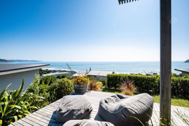 Photo of property in 28 Lightning Ridge View, Waimarama, 4294