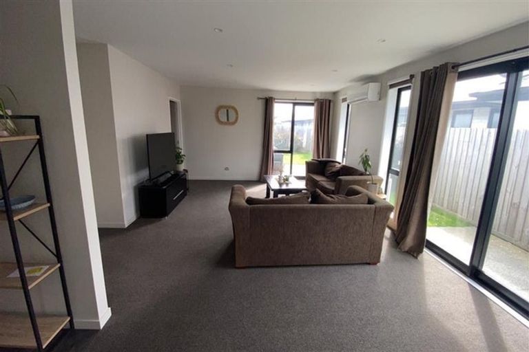Photo of property in 23 William Nicholls Drive, Belfast, Christchurch, 8051