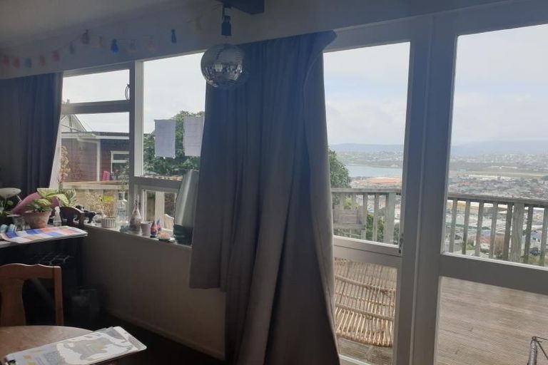 Photo of property in 95 Duncan Terrace, Kilbirnie, Wellington, 6022