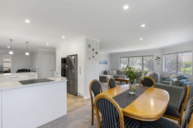 Photo of property in 39 Donnington Place, Bethlehem, Tauranga, 3110