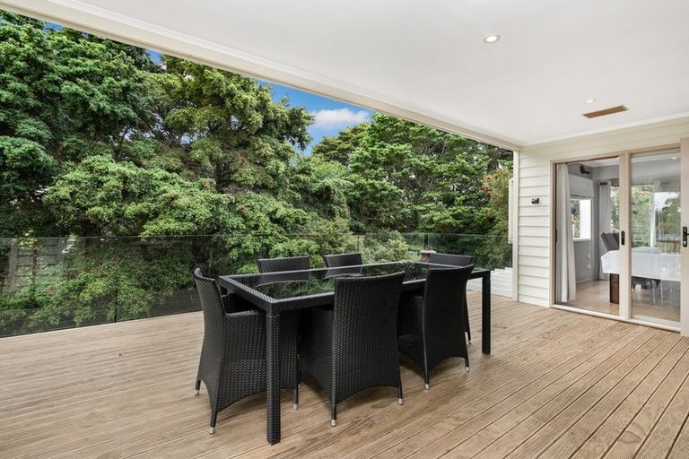 Photo of property in 5a Grevillea Court, Totara Heights, Auckland, 2105