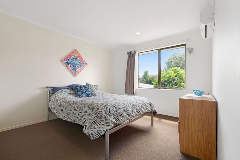 Photo of property in 35 Figaro Crescent, Takanini, 2112