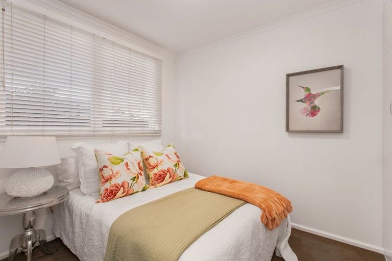 Photo of property in 2/78 Holly Road, St Albans, Christchurch, 8014