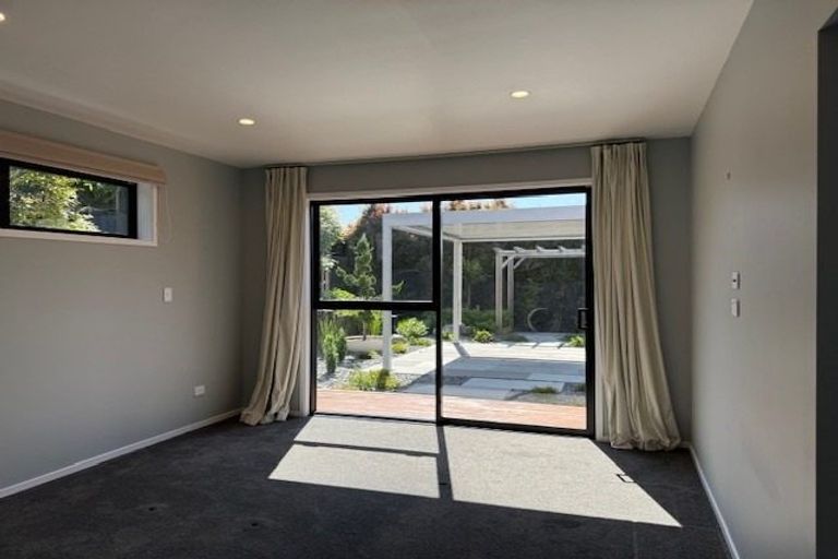 Photo of property in 102 Moffat Road, Bethlehem, Tauranga, 3110