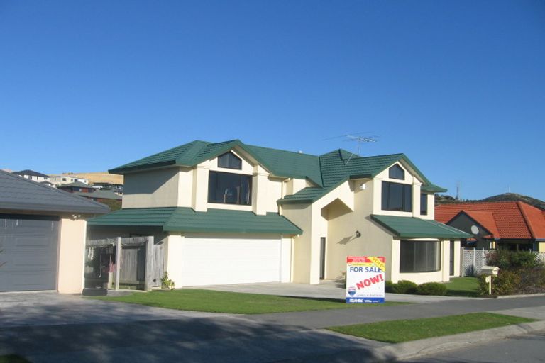 Photo of property in 43 Samwell Drive, Whitby, Porirua, 5024