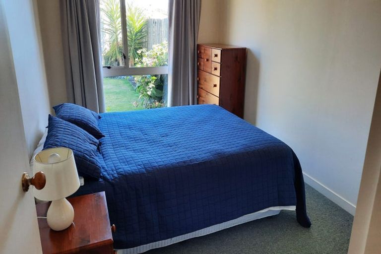 Photo of property in 2/98 Domain Terrace, Spreydon, Christchurch, 8024