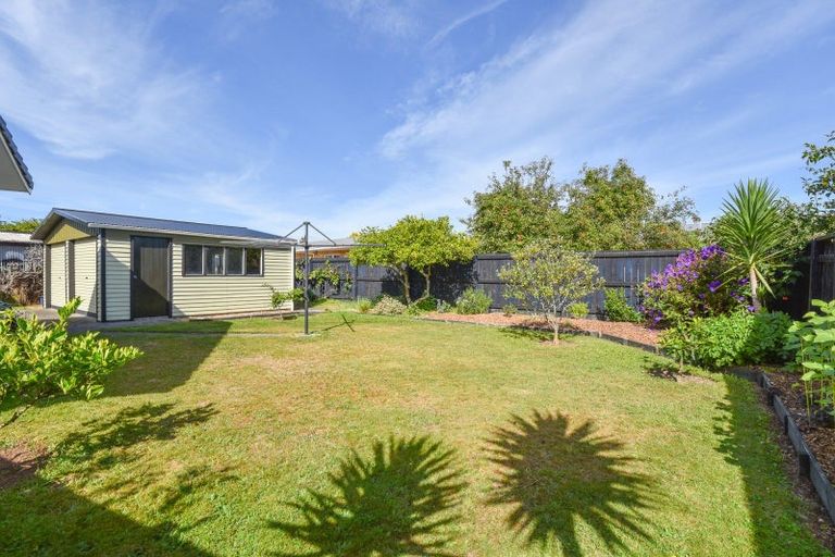 Photo of property in 25 Clouston Crescent, Fenton Park, Rotorua, 3010