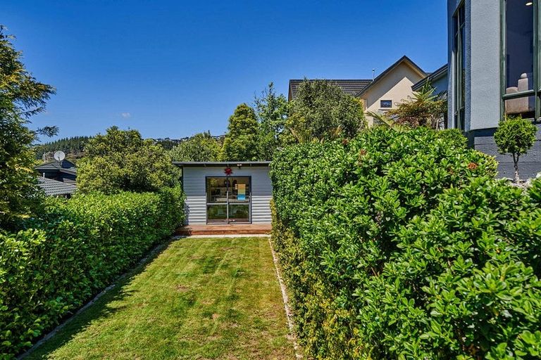 Photo of property in 17 Voyager Way, Whitby, Porirua, 5024