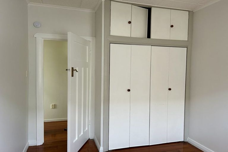 Photo of property in 27 Ava Street, Petone, Lower Hutt, 5012