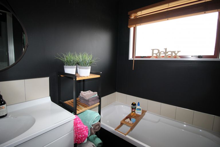 Photo of property in 17b Chicago Street, Alexandra, 9320