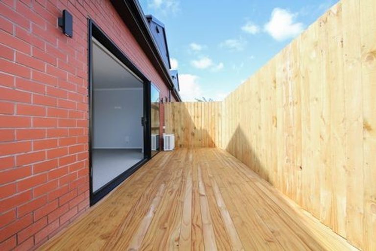 Photo of property in 4/3 Charlemont Street, Whitiora, Hamilton, 3200