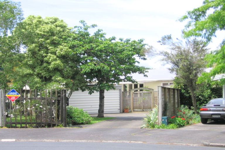 Photo of property in 15 Baden Powell Place, Remuera, Auckland, 1050
