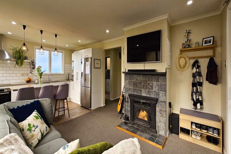 Photo of property in 11 Mcdonald Street, Brockville, Dunedin, 9011