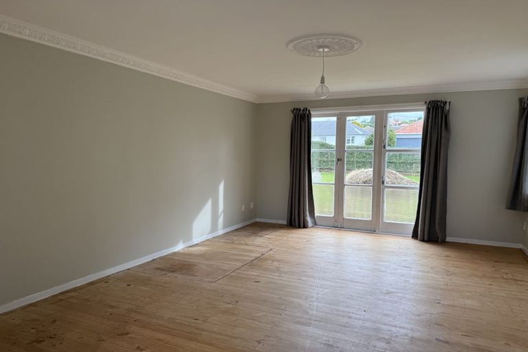 Photo of property in 32 Aliford Avenue, One Tree Hill, Auckland, 1061