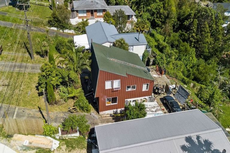 Photo of property in 577 East Coast Road, Browns Bay, Auckland, 0630