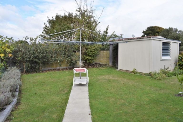 Photo of property in 24 Lemon Street, Otaki, 5512