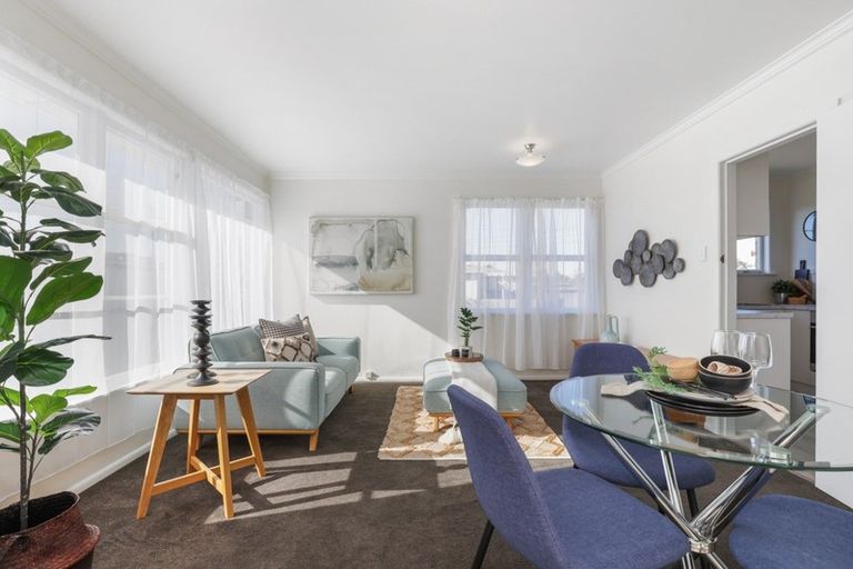 Photo of property in 19a Sundown Crescent, Melville, Hamilton, 3206