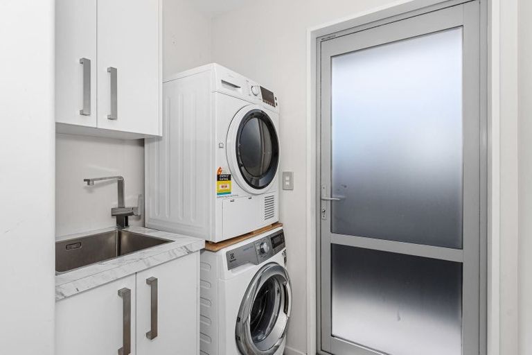 Photo of property in 6 Newhaven Street, Burwood, Christchurch, 8083