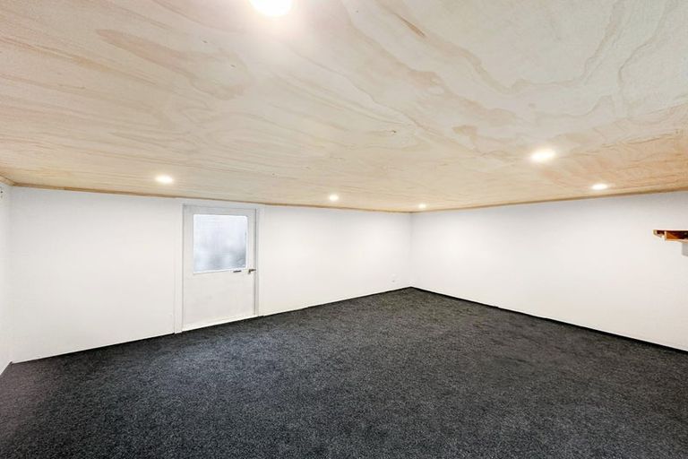 Photo of property in 18 Shetland Street, Woolston, Christchurch, 8062