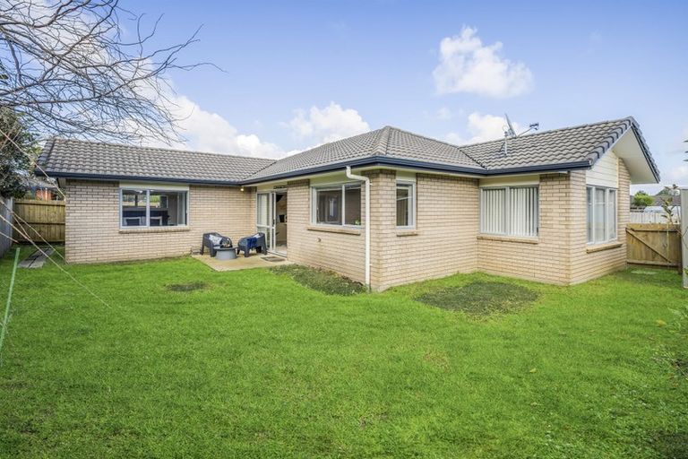 Photo of property in 9 Puketi Lane, Waiuku, 2123