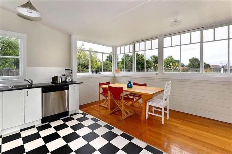 Photo of property in 25 Mackenzie Avenue, Woolston, Christchurch, 8023