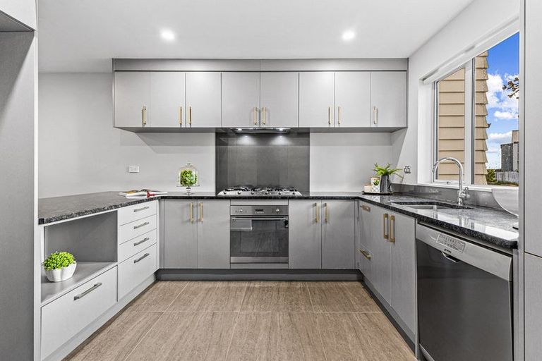 Photo of property in 54 Pencaitland Drive, Flat Bush, Auckland, 2019