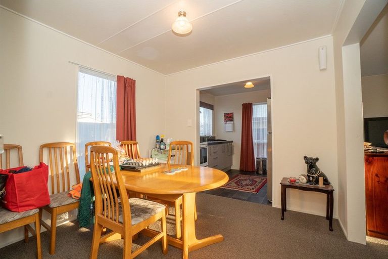 Photo of property in 6 Meadowbrook Drive, Cloverlea, Palmerston North, 4412