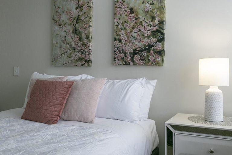 Photo of property in 11/2 Lowell Place, Waipahihi, Taupo, 3330