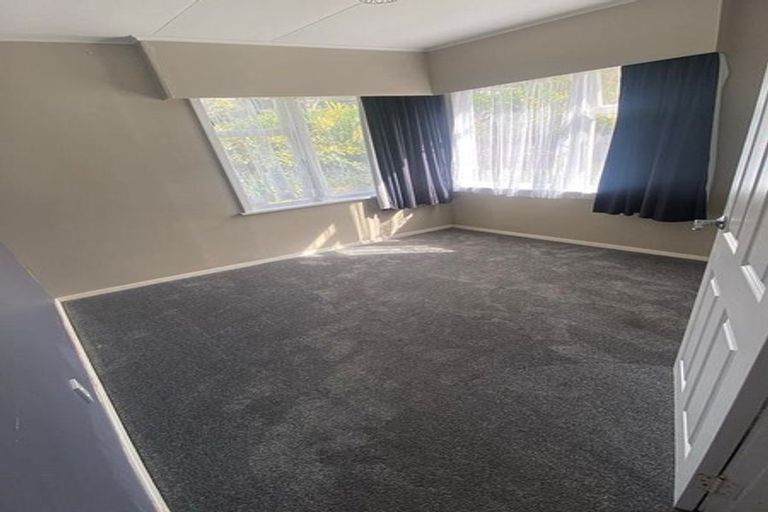 Photo of property in 168 Wellington Road, Wainuiomata, Lower Hutt, 5014