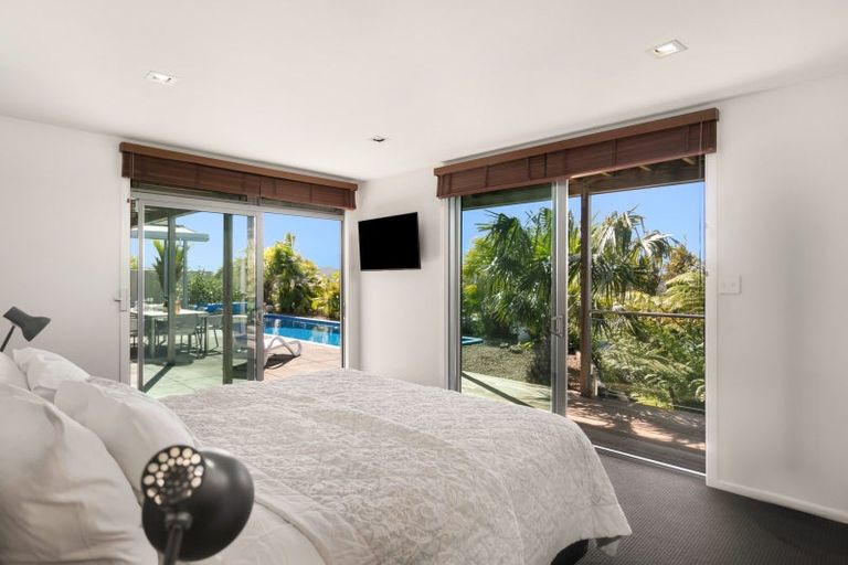 Photo of property in 22 Point Veronica Drive, Opua, 0200