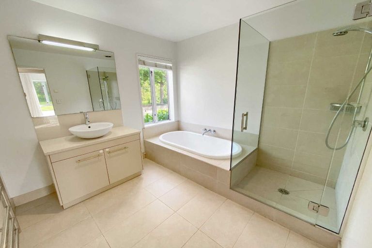 Photo of property in 533 Johns Road, Harewood, Christchurch, 8051