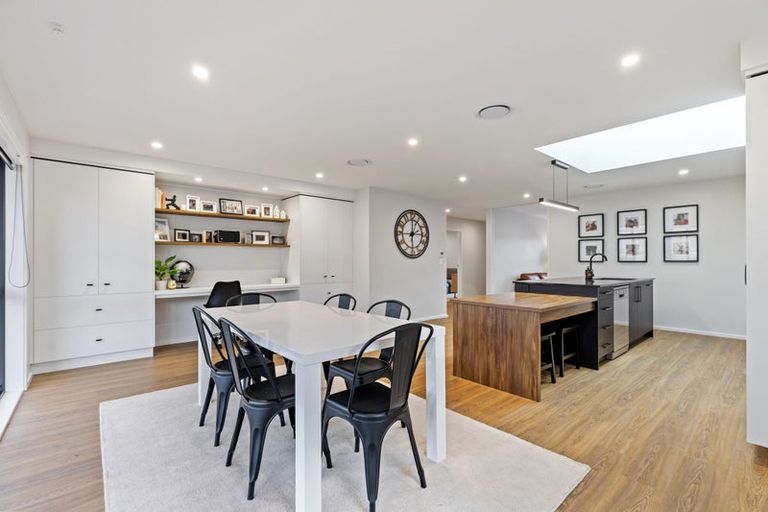 Photo of property in 68 Freedom Drive, Kelvin Grove, Palmerston North, 4414