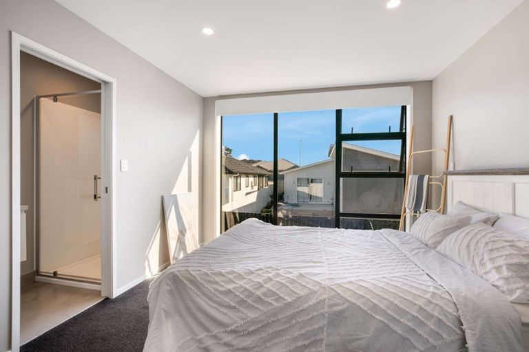 Photo of property in 52b Tawhiti Road, Pukekohe, 2120